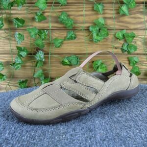 Clarks Women's FIana Coast Flat Beige Leather Sz 7 Medium Gently Used 2025